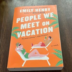 Orange Book - People We Meet on Vacation by Emily Henry great like new condition